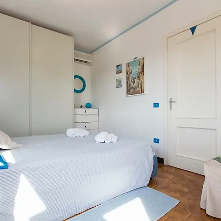 Wide Bay Pelosa Apartment *